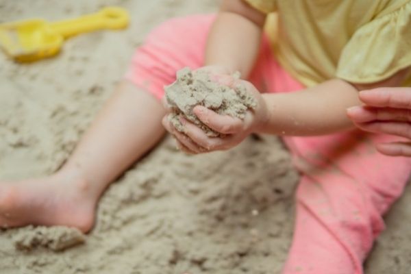 Sandflecken beseitigen